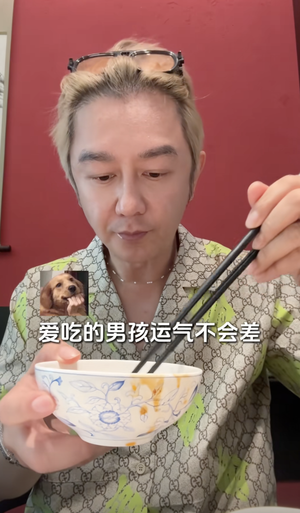 前TVB小生夫婦豪遊杜拜周身名牌放閃!嫩妻5年抱4比堅尼上陣曬超狂身材