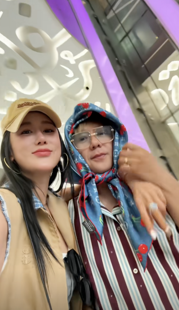 前TVB小生夫婦豪遊杜拜周身名牌放閃!嫩妻5年抱4比堅尼上陣曬超狂身材