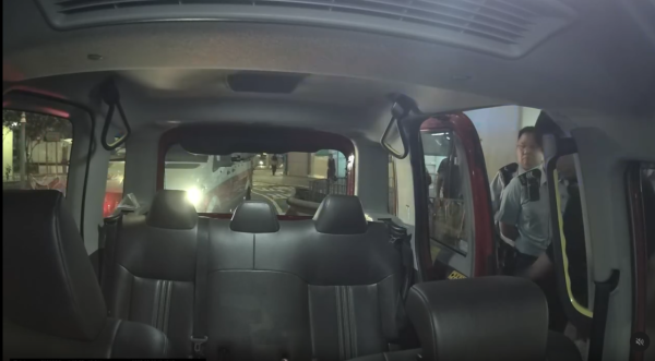 85折的客索正價單不成 賴死唔走司機報警處理 乘客最終下場...