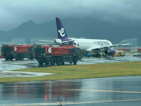 香港快運UO235北京抵港航班偏離 乘客:這輩子坐過最顛的飛機