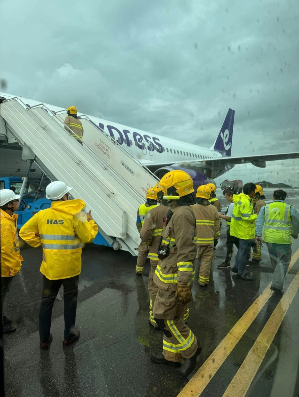 香港快運UO235北京抵港航班偏離 乘客:這輩子坐過最顛的飛機