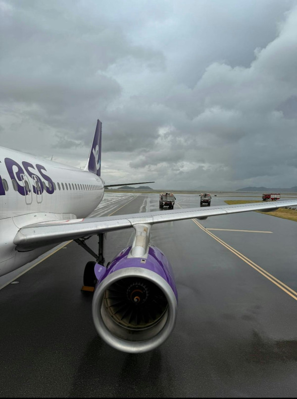 香港快運UO235北京抵港航班偏離 乘客:這輩子坐過最顛的飛機