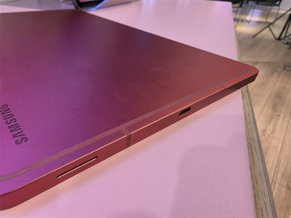 Samsung 入門孖寶上手試 Galaxy Tab S10 Lite Earbuds 3 FE 性價比高