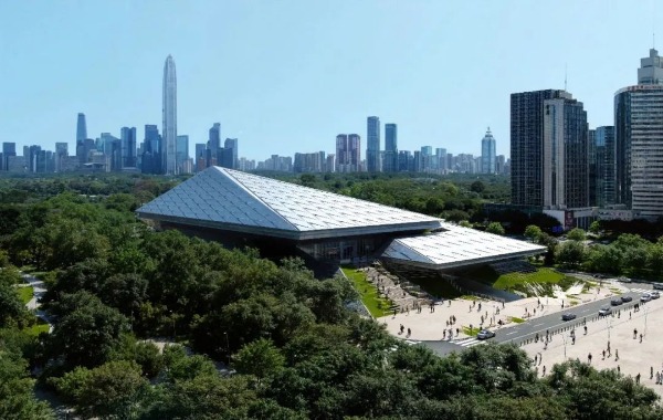 國慶深圳親子放電好去處︰華發冰雪世界、灣區之眼4大新地標假期必衝