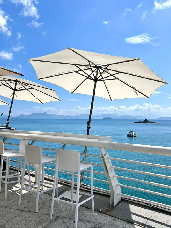 深圳南澳海邊Hello Kitty Cafe絕美打卡玻璃海!歎得意Kitty頭漢堡包附交通