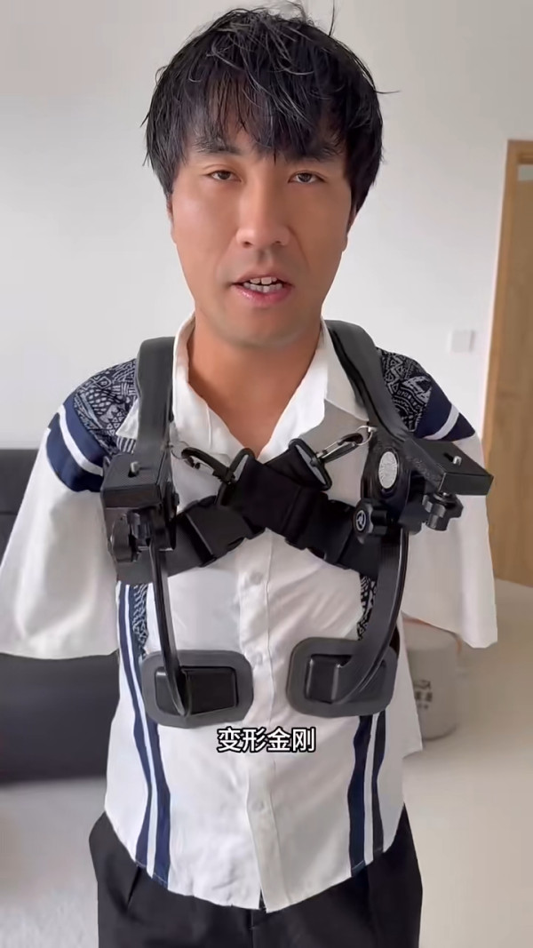 李金凱因一件事決定試裝金屬機械手 興奮自稱「變形金剛」：我有雙手了！