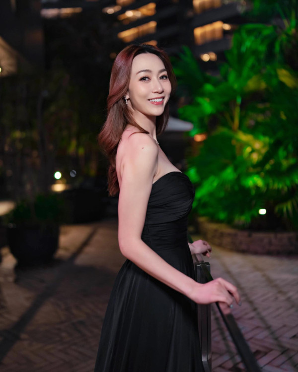 前港姐冠軍升呢馬主4個月後即拉頭馬 愛駒爆冷14倍贏7位數獎金好腳頭