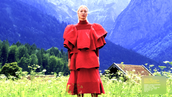 iPhone 17 Pro 值得換嗎？7大亮點看清A19 Pro效能、8倍變焦相機、宇宙橙新色