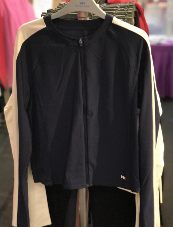 銅鑼灣時代廣場開倉低至1折！$199起買 DSQUARED2/Laurel/Marc Jacobs/Versace！牛仔褲/T恤/運動鞋/太陽眼鏡/袋款/山羊絨披肩