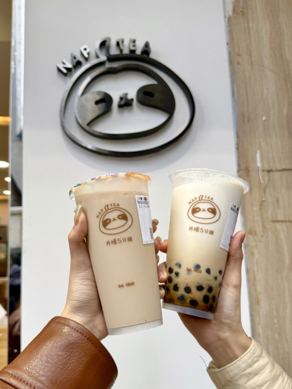 台灣茶飲店「再睡5分鐘」再開新店！堅尼地城店9月開幕送神秘禮物 附全港8間分店地址