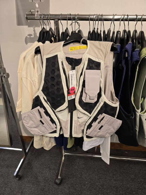 尖沙咀海港城本周開倉低至3折！$100起入手 I.T/Aape/b+ab/:CHOCOOLATE/BEAMS！