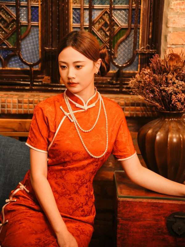 前力捧港男驚爆TVB「長約陷阱」加簽後遭冷待 自認當年若單身必追「呢位」港姐冠軍