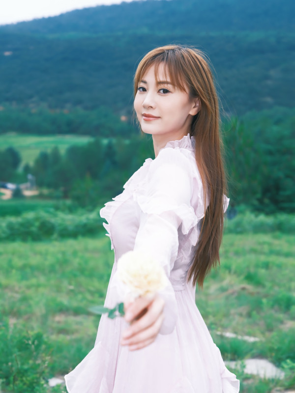 前力捧港男驚爆TVB「長約陷阱」加簽後遭冷待 自認當年若單身必追「呢位」港姐冠軍