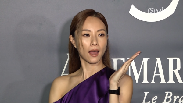 鄧麗欣罕有放閃激讚男友兩大優點超加分 「外母政策」細心舉動深得鄧媽媽歡心