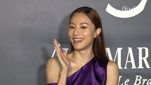 鄧麗欣罕有放閃激讚男友兩大優點超加分 「外母政策」細心舉動深得鄧媽媽歡心