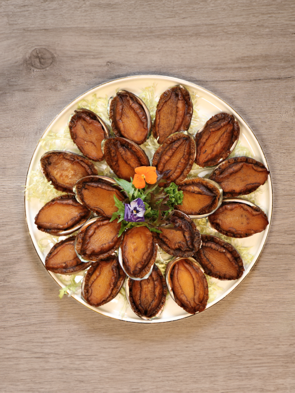 九龍酒店倚窗閣意法主題自助餐！買5送1優惠 人均$333任食磯煮鮑魚、片皮鴨、雪花蟹腳