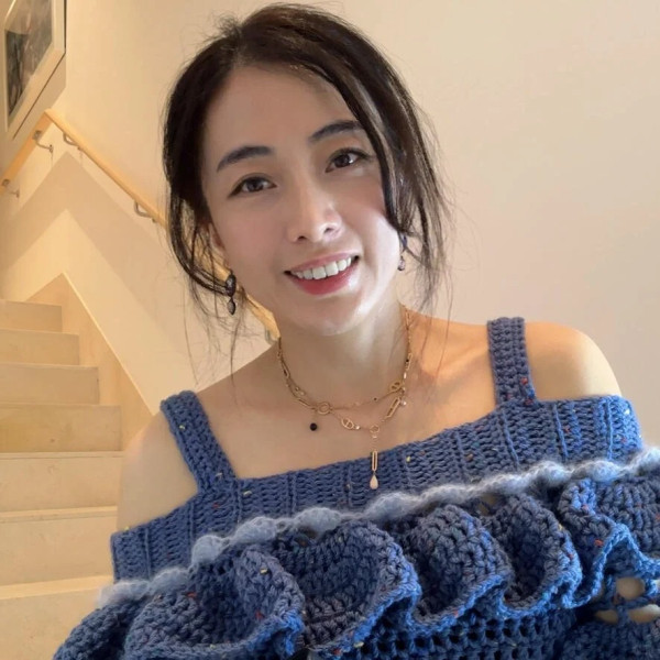 甘比擁700億身家仍貼地排長龍食平民餐廳 女首富出巡驚訝網民：可以直接買咗間舖