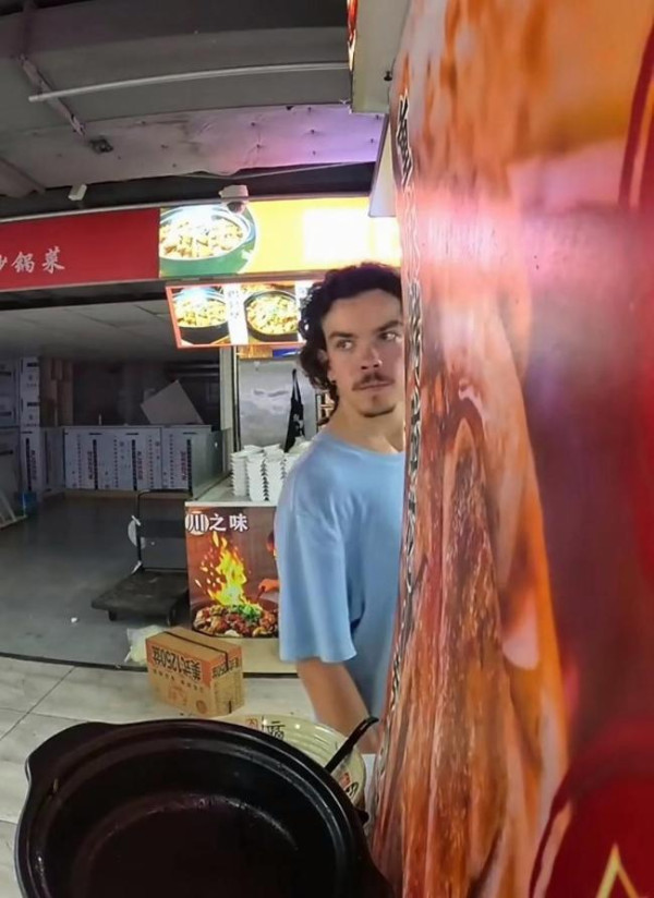 社會安全測試 電腦放中國商場無人看管 30分鐘後結果出乎意料