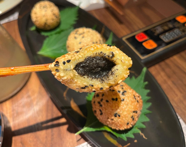 銅鑼灣美食｜港味濃情玩味火鍋「去滾」全新菜單 必食清酒煮卜卜蜆湯、潮汕手切牛頸脊、潮汕手切匙仁、金甲脆魚皮