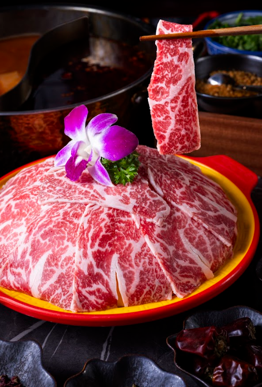 銅鑼灣美食｜港味濃情玩味火鍋「去滾」全新菜單 必食清酒煮卜卜蜆湯、潮汕手切牛頸脊、潮汕手切匙仁、金甲脆魚皮