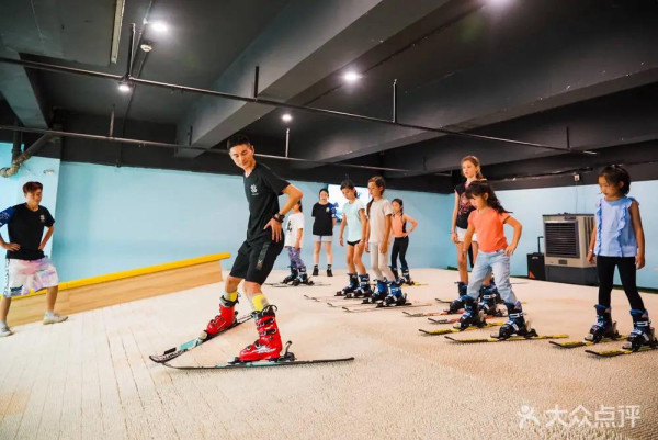 KK PARK室內滑雪訓練中心。圖片來源:大眾點評 KK PARK室內滑雪訓練中心。圖片來源:大眾點評