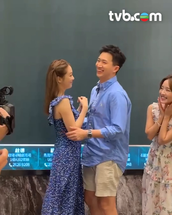 女神配對計劃｜葉蒨文GM場外繼續錫錫影片流出 啄木鳥式瘋狂錫上癮惹全場起哄