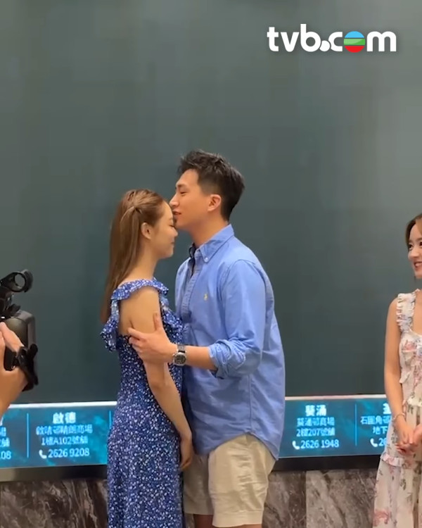 女神配對計劃｜葉蒨文GM場外繼續錫錫影片流出 啄木鳥式瘋狂錫上癮惹全場起哄