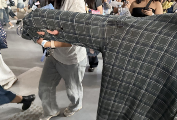 SEVENTEEN仁川演唱會煙花射向觀眾席多人燙傷!港台粉絲親證:差點出人命!