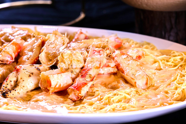 時令蟹之盛宴「阿拉斯加帝王環球蟹宴」 唯港薈The Market