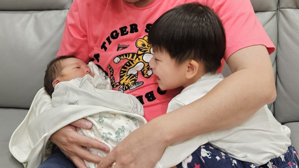 為鼓勵生育，政府計劃提高新生子女免稅額。（圖片來源：HKET圖片庫）