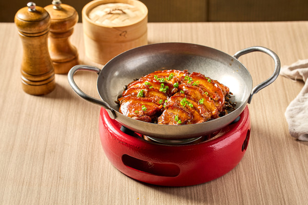 傳統與創新兼備的港式情懷 百份百餐廳