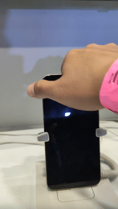 小米 15T 香港零售商爆定價 1TB+5x Leica 鏡+大電只售這價格