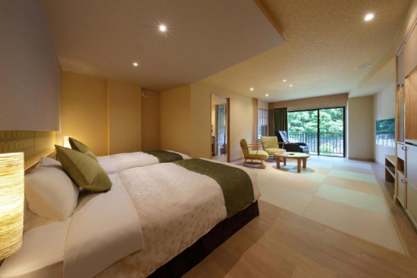 圖片來源:MiYo的日常@小紅書、不太自律打工人@小紅書、落星田睡覺呼嚕嚕@小紅書、Agoda、草津溫泉旅遊協會