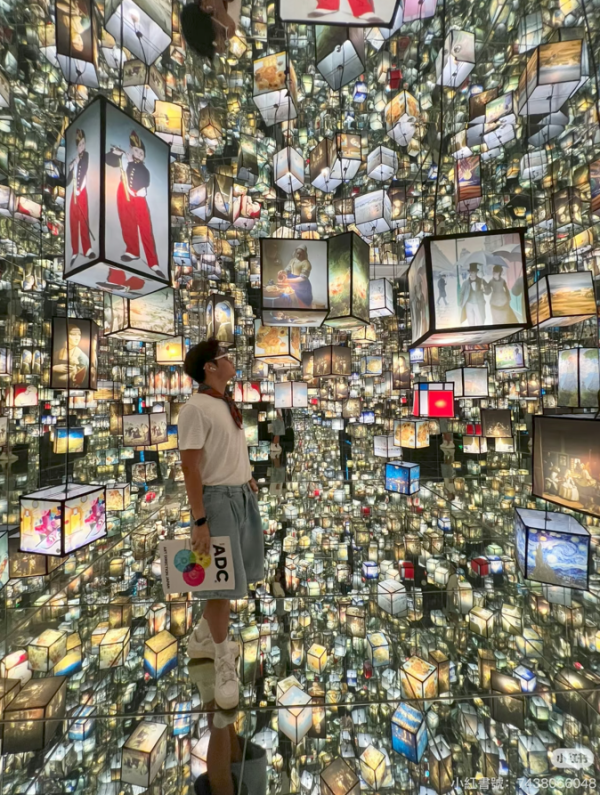 深圳東門沉浸式藝術展「再現大師」（圖片︰魚仔鏡頭裡的夏@小紅書）