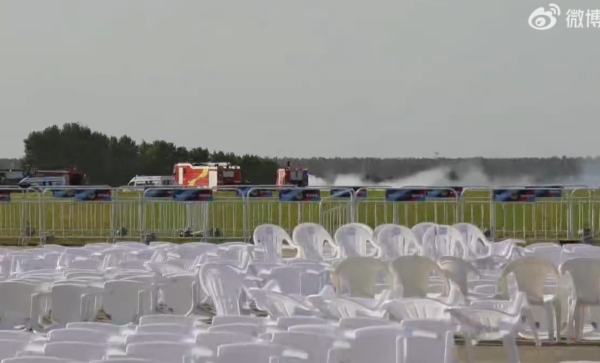 小鵬無人機航展相撞墜機 出動消防車到場滅火 至少1人受傷