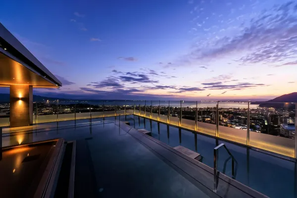 圖片來源:MiYo的日常@小紅書、不太自律打工人@小紅書、落星田睡覺呼嚕嚕@小紅書、Agoda、草津溫泉旅遊協會