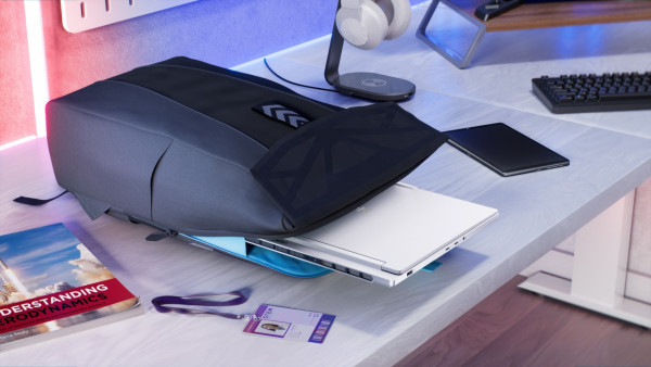 電競旗艦重新定義！Lenovo Legion 7i (16", Gen 10) 頂尖效能與極致便攜完美結合