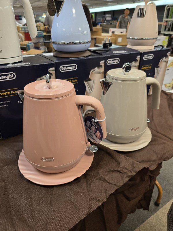 DeLonghi 電熱水壺 $498