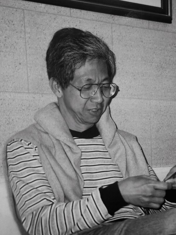 40歲女歌手丁父憂悼念87歲爸爸離世！淚揭為盡孝低調秘嫁圈外男友