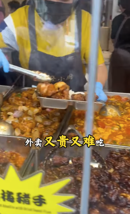 內地女拍片狠批香港：「停留90年代，30年無進步」！力數5宗罪掀網上罵戰