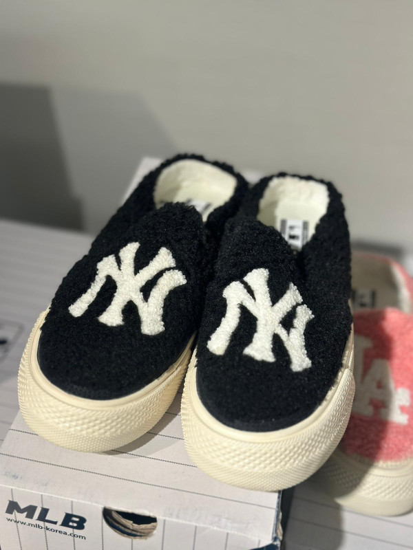 銅鑼灣時代廣場MLB開倉低至2折！一連6日 服裝/鞋履/袋/帽特賣 多買額外85折！
