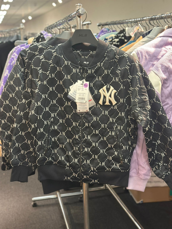 銅鑼灣時代廣場MLB開倉低至2折！一連6日 服裝/鞋履/袋/帽特賣 多買額外85折！