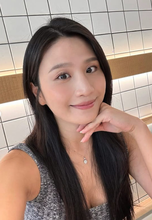 林芊妤Coffee貼比堅尼泳衣照晒巨肚 懷孕近9個月豐滿上圍再升級效果極澎湃