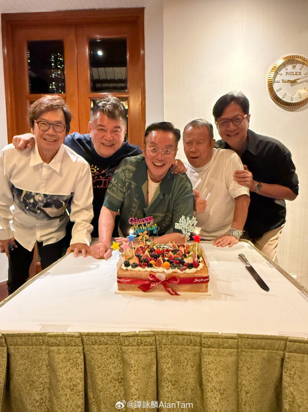 譚詠麟75歲生日精神爽利（圖片來源：微博@譚詠麟AlanTam）