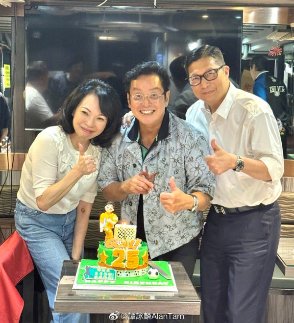 譚詠麟75歲生日精神爽利（圖片來源：微博@譚詠麟AlanTam）