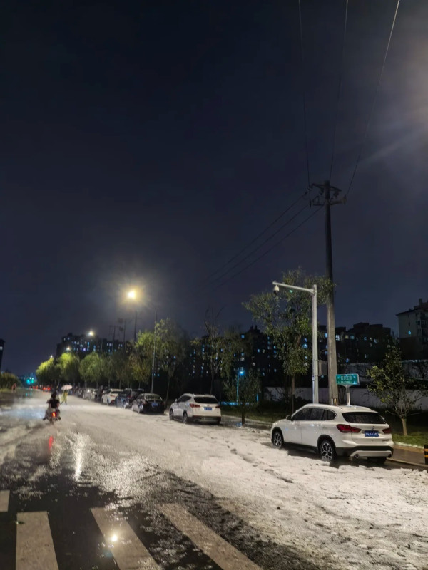 內地近月出現四大異象！詭異雲層、罕見大冰雹、青蛙大軍、萬鳥歸巢 