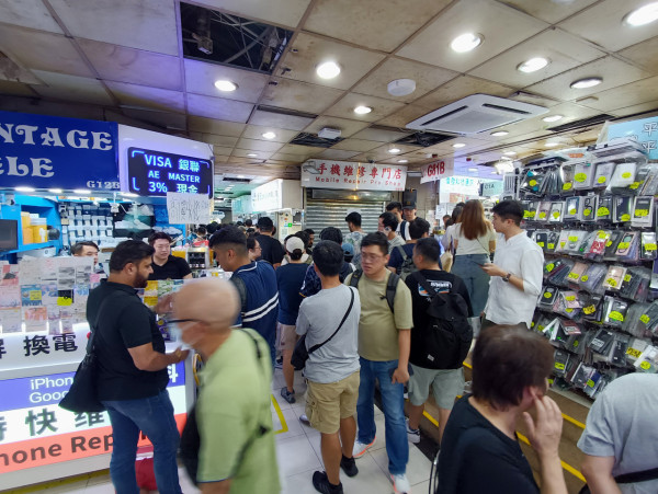 iPhone 17開賣先達廣場嚴陣以待 管理處1特別安排引熱議 附先達報價放機攻略