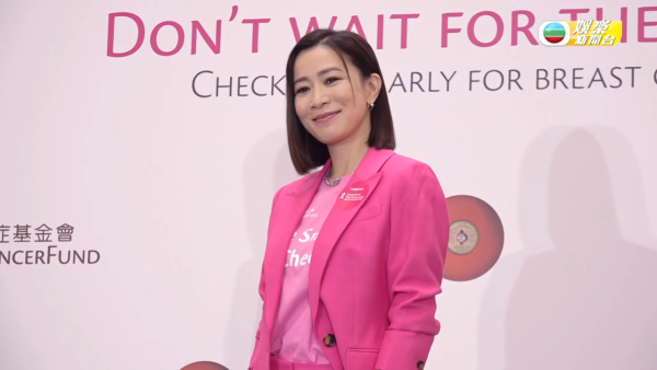 佘詩曼疑默認佘媽媽曾患癌經歷 親證為治療勇敢剃光頭只在乎健康