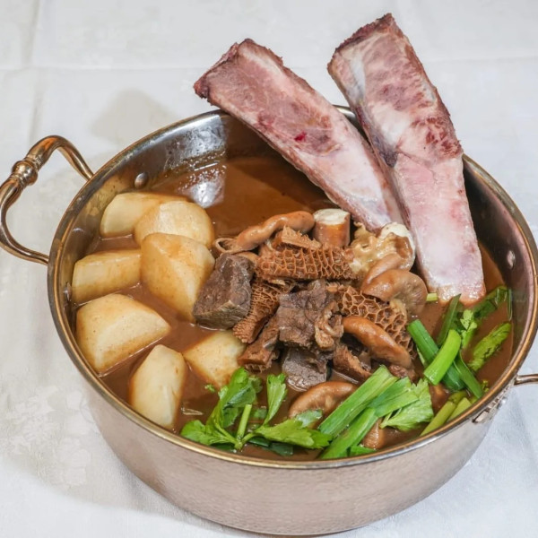 狗隻入食肆懶人包︱5.8起法例生效 3類食肆仍禁入＋狗主必讀3大守則（附寵物友善餐廳推介）