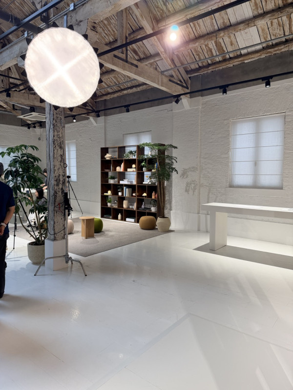 實試｜iPhone 17 Pro Max上手玩 宇宙橙機身藏桌面級效能 口袋裏的超強鏡頭